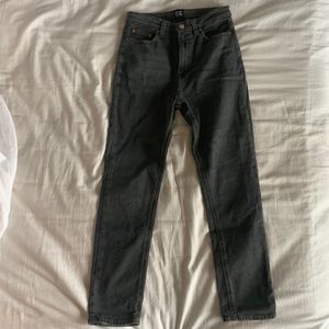 BDG High Rise Girlfriend Jeans